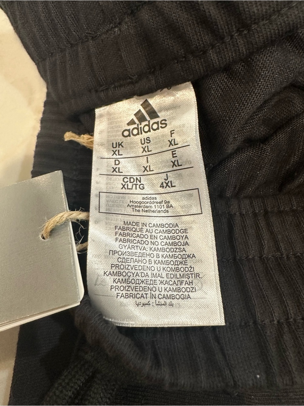 NWT ADIDAS Men’s Athletic Training Workout Shorts Black XL. MSRP $35 - Picture 5 of 6